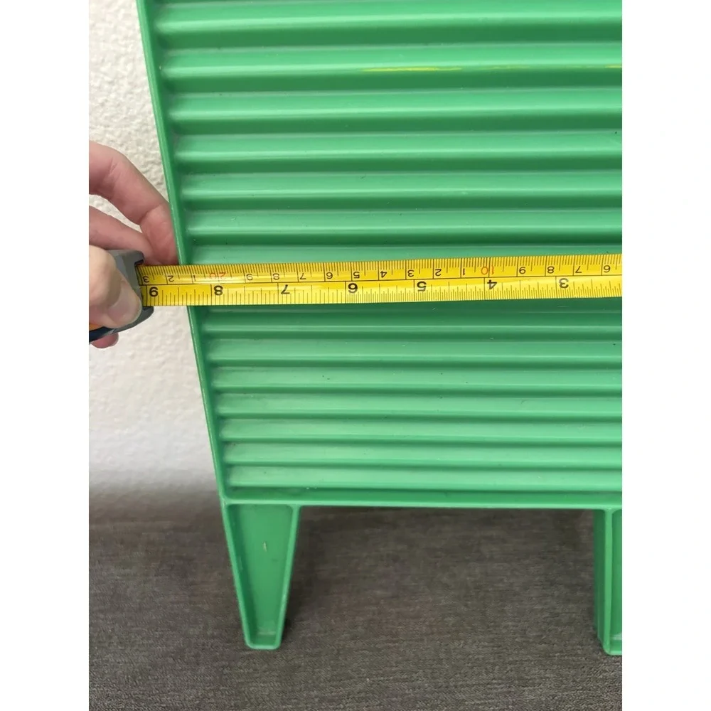 VINTAGE Fesco 4544 Made In‎ USA Green Plastic Washing Board 18